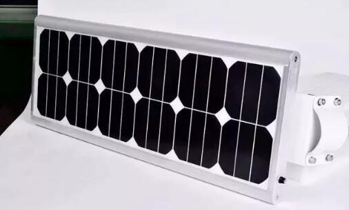 光伏的太陽(yáng)能路燈發(fā)電究竟是怎樣的原理和配置(圖1) 光伏太陽(yáng)能路燈