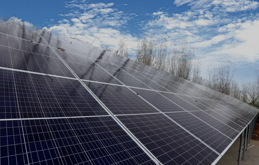 太陽能屋頂可以變成提款機(圖1) 光伏太陽能屋頂發電